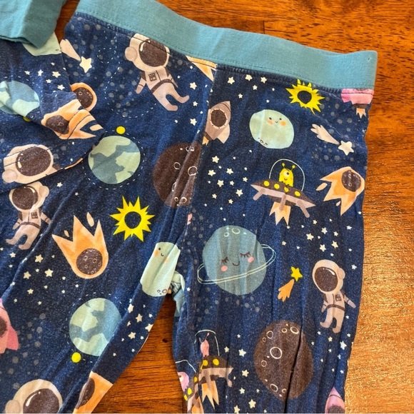 Little Sleepies Space 2 pc pajamas blue size 12-18 months - Picture 2 of 6
